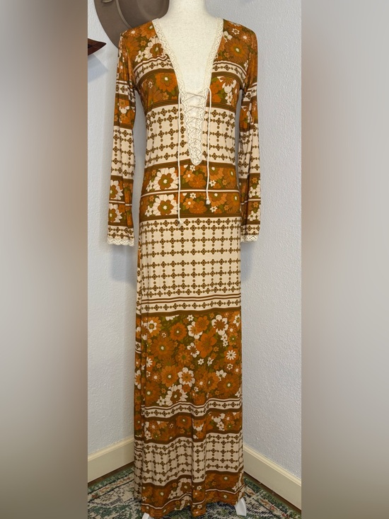 Golden Brown The Label Dresses & Skirts - NWT Golden Brown the Label Goin’ to California Maxi Medium